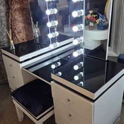 Vanity Table, LED Mirror  &  Stool Black/White New