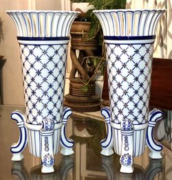 REDUCED! Set of Rare Vintage Bombay Company Vases