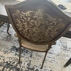 Beautiful Heavy Duty Dining Chairs / Dining Table 