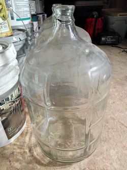 5 Gallon Glass Carboy x 5... Gotta Go!