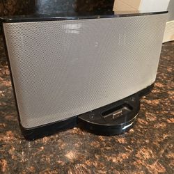 Bose Sounddock (Bluetooth)  3 Available 