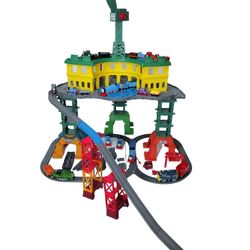 Thomas The Train And Friends Superstation Track Master Bundle Set
