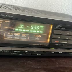 Onyko Quartz Synthesized Tuner Ampliflier