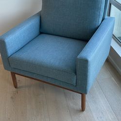 Chair aqua blue fabric from designed by Jeffrey Burnett & Nicholas Dodziuk for design within reach wooden frame ex cond as is pick up 