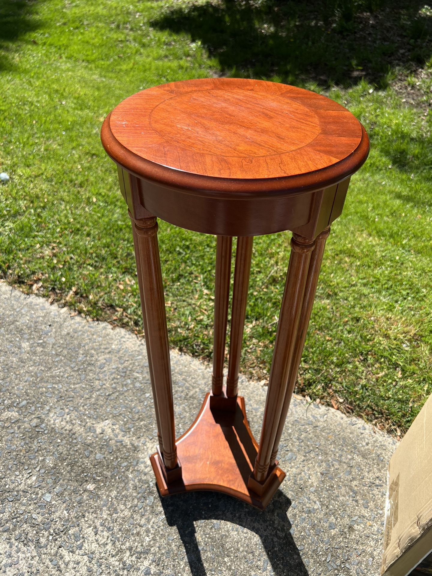 2 Wood Plant Stands