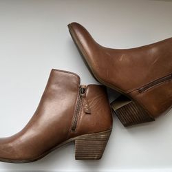 New Frye Judith Zip Bootie in Wheat short boots for Sale in