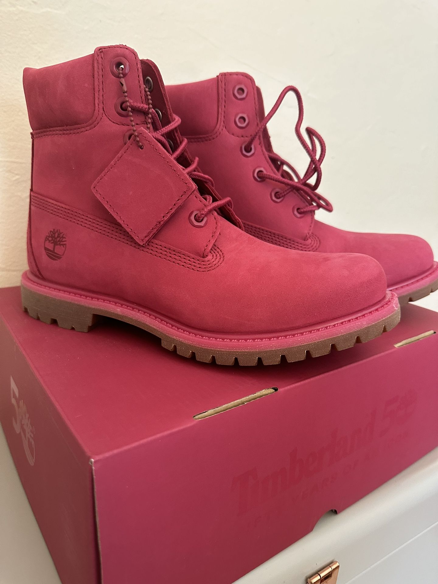 Timberland 50th anniversary Women’s Boot In Dark Pink In Size 8.5