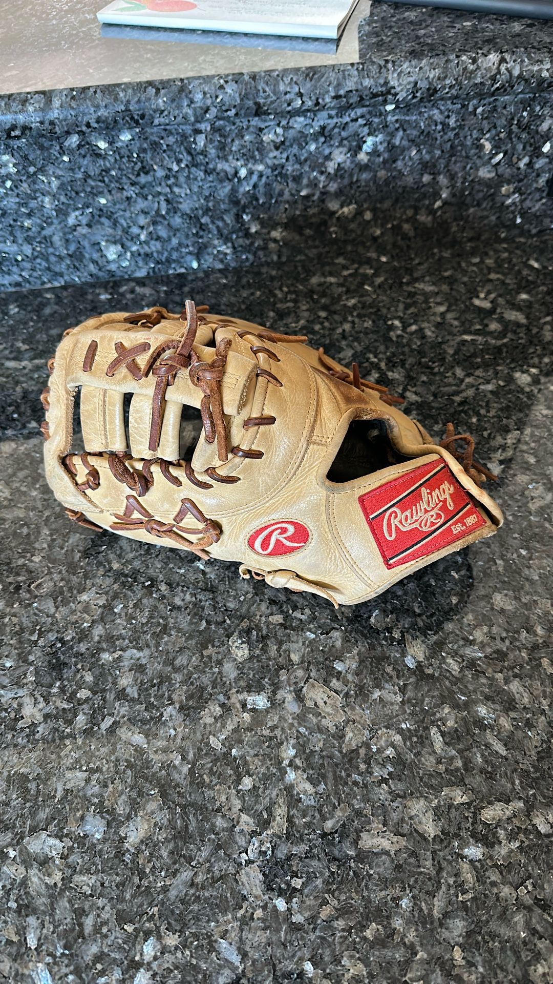 First Base Golden Glove Lefty