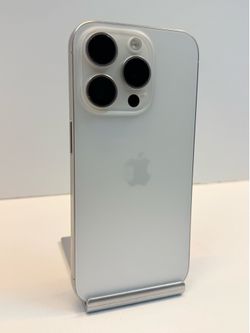 Apple iPhone 15 PRO 128gb. ( Unlocked Phone )
