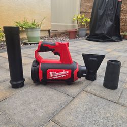 Milwaukee M12 Cordless Compact Vacuum Tool Only