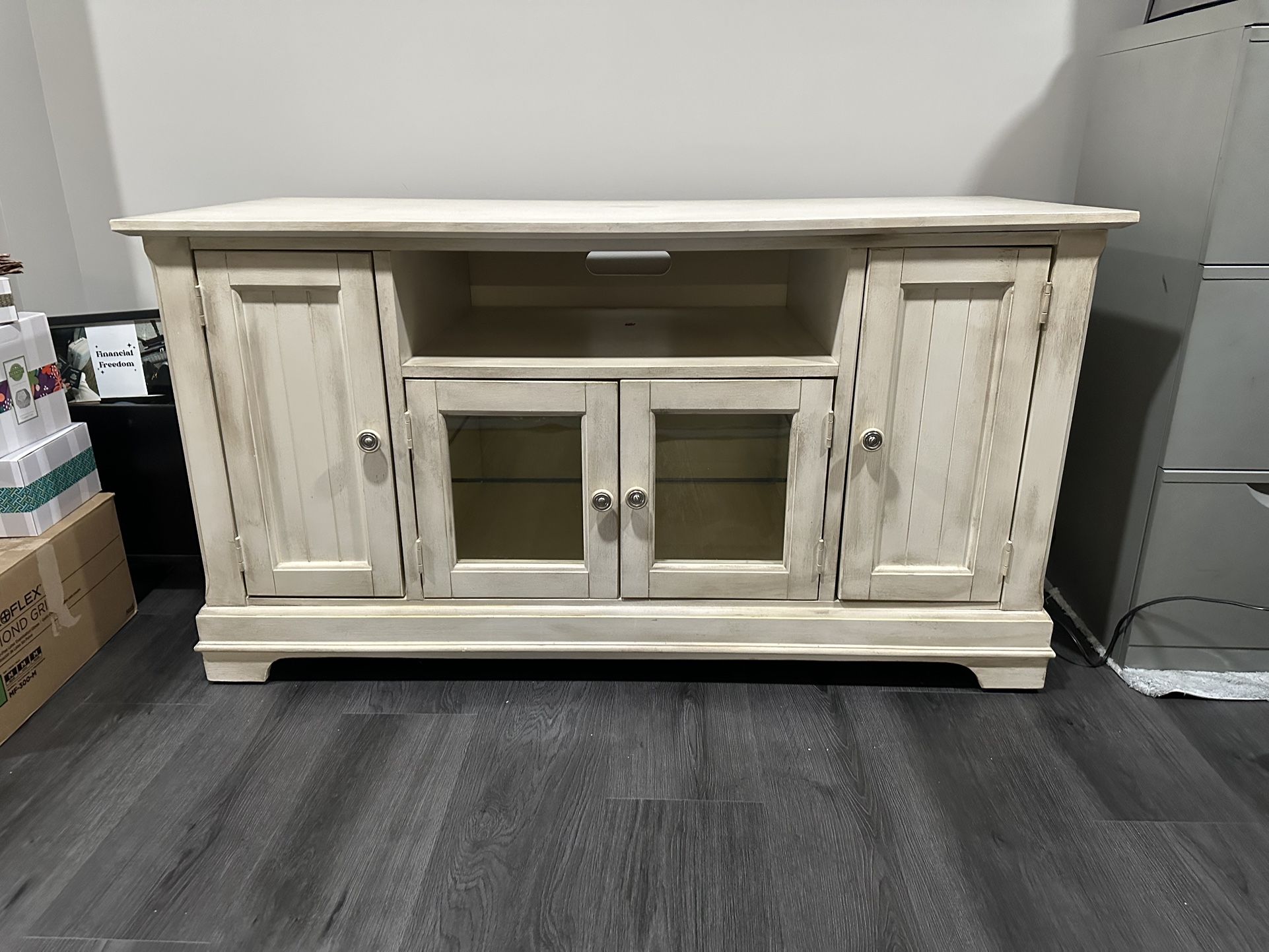 TV Stand/credenza Price Reduced