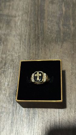 14kt cross ring