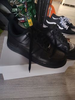 Air Force 1 black 8.5