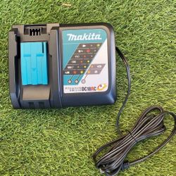 🔵⚫️Makita Rapid  Charger.     $129.99 Plus Tax At Home Depot
