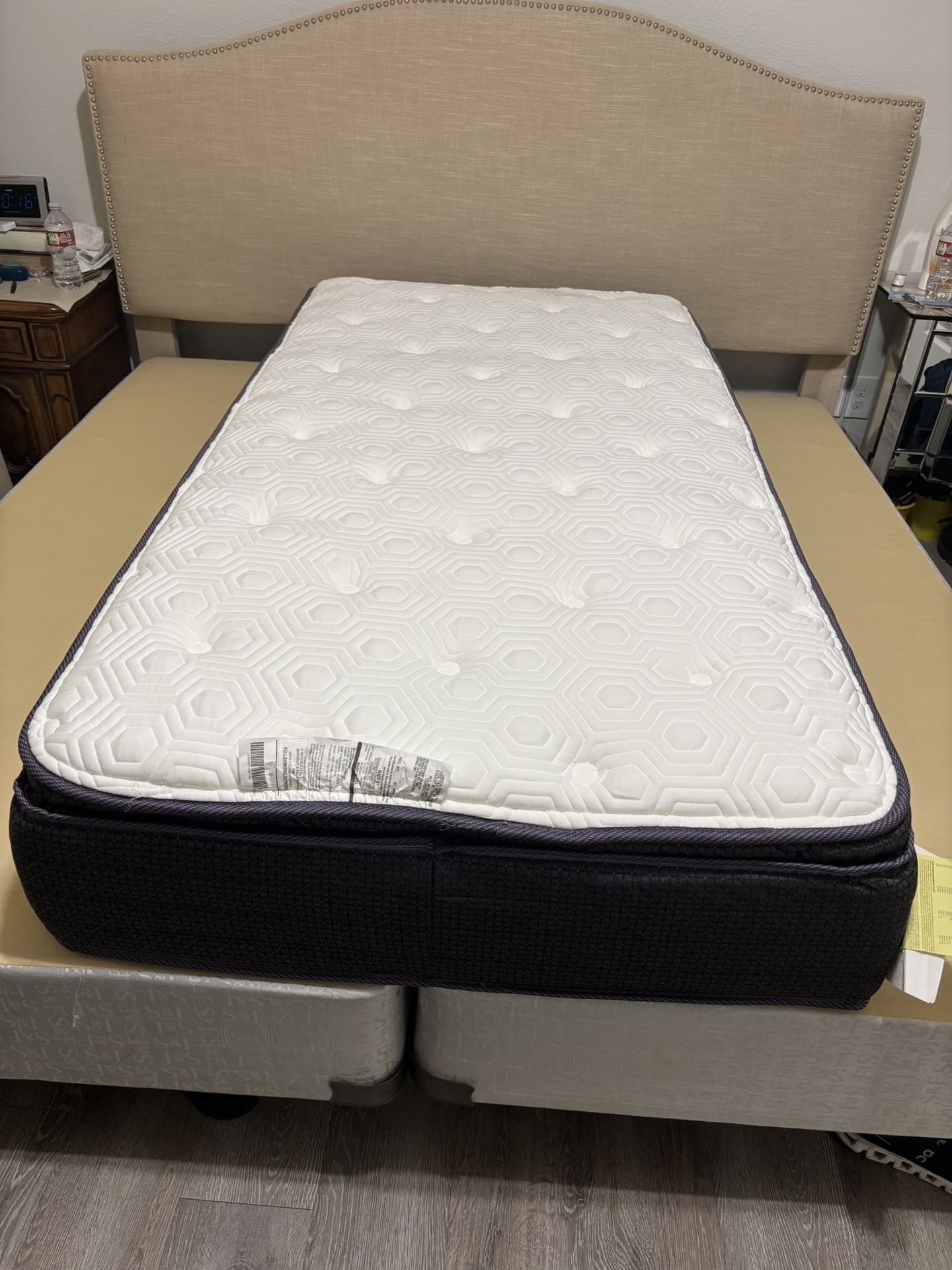 Sleepy's Hush Pillow Top Twin Mattress