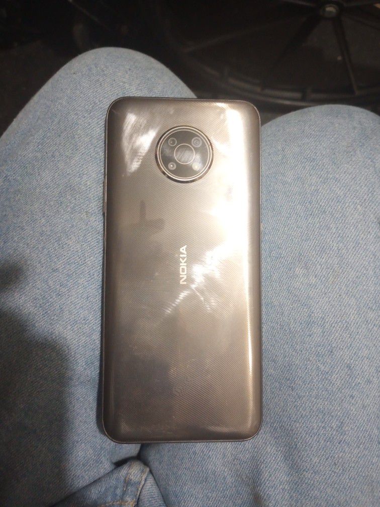 TracPhone Locked 5g Nokia G300