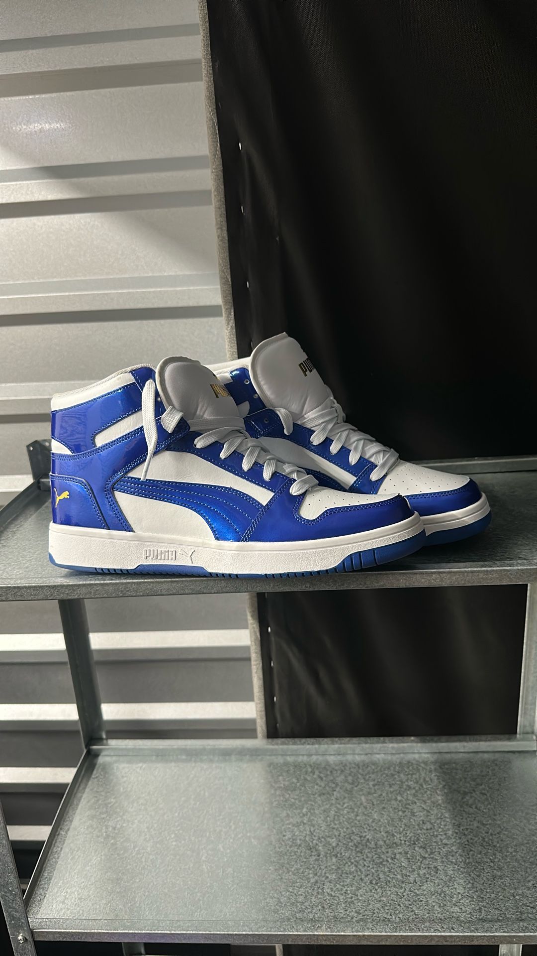 Oldskool Puma Hi Top Metallic Blue And White Brand New Men’s Size 12