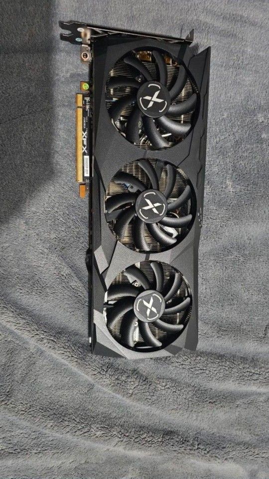 XFX - Speedster SWFT309 AMD Radeon RX 6700XT 12GB GDDR6 PCI Express 4.0 Gaming Graphics Card