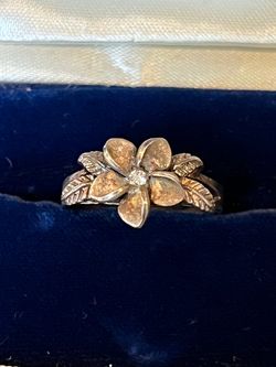 Sterling silver 3-D flower 🌺 ring