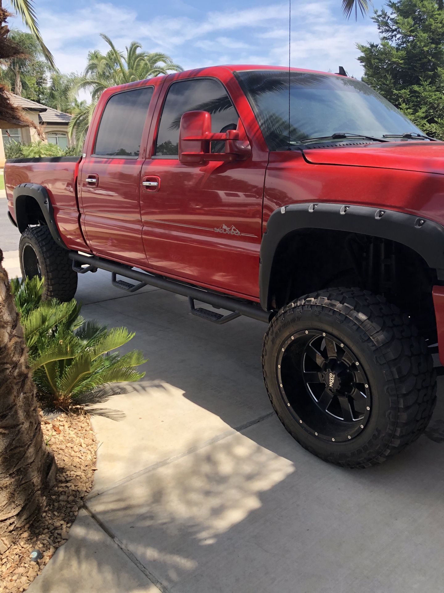 2007 GMC Sierra 2500HD Duramax 4WD Crew Cab Regency Badlander