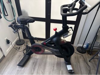 Peloton Bike