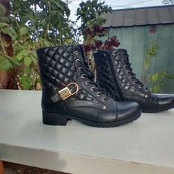 Women's Boots 