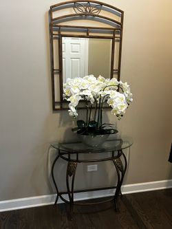 Entry glass top table and mirror