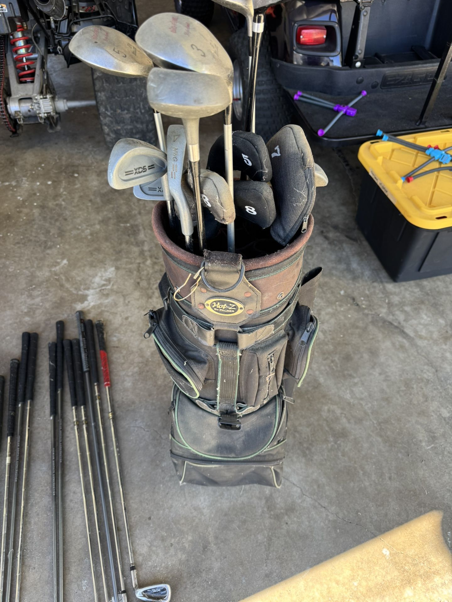 Golf Clubs (right Hand)