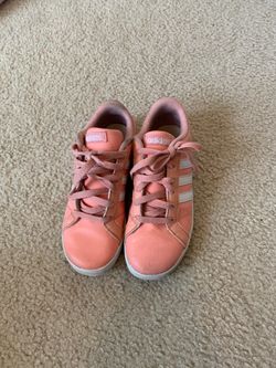 Adidas OG girls size 3.5