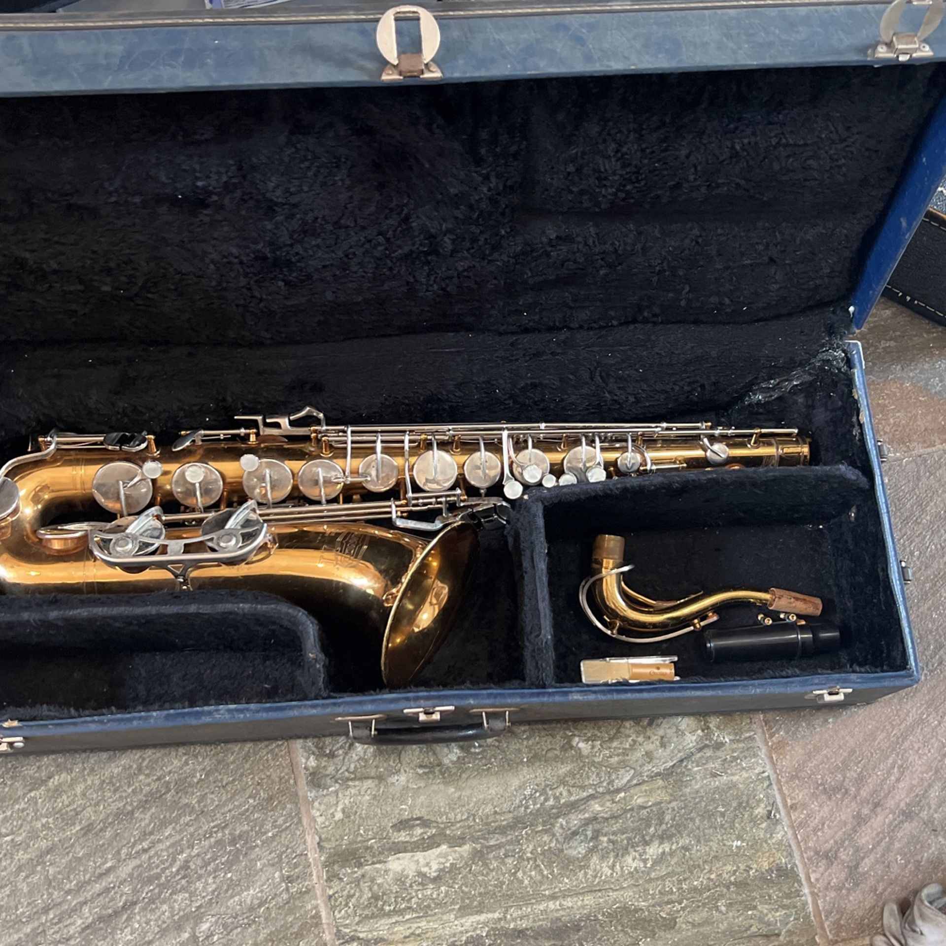 Selmer Bundy Tenor Saxophone