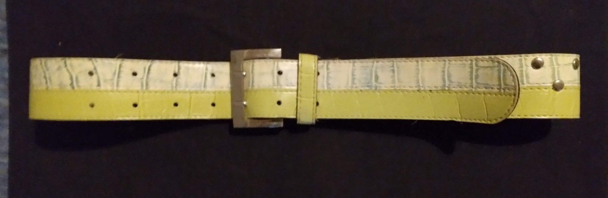 Woman's vintage Belts