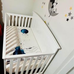 DaVinci Charlie Crib (4 In 1)