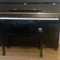 Good Piano Weber W-40