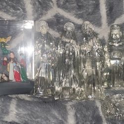 GLASS NATIVITY FIGURINES  