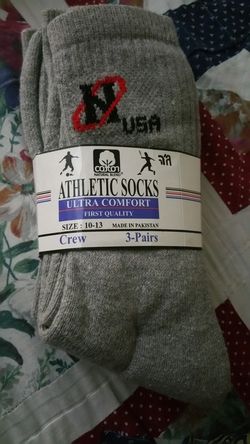 Athletic Socks ultra comfort size 10-13 Crew 3 Pairs