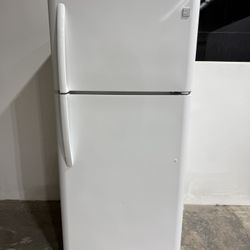 Kenmore Refrigerator 