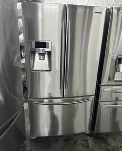 Samsung French Door Refrigerator Stainless Steel IceMaker