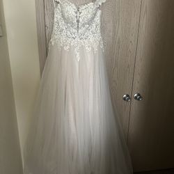 Wedding Dress 