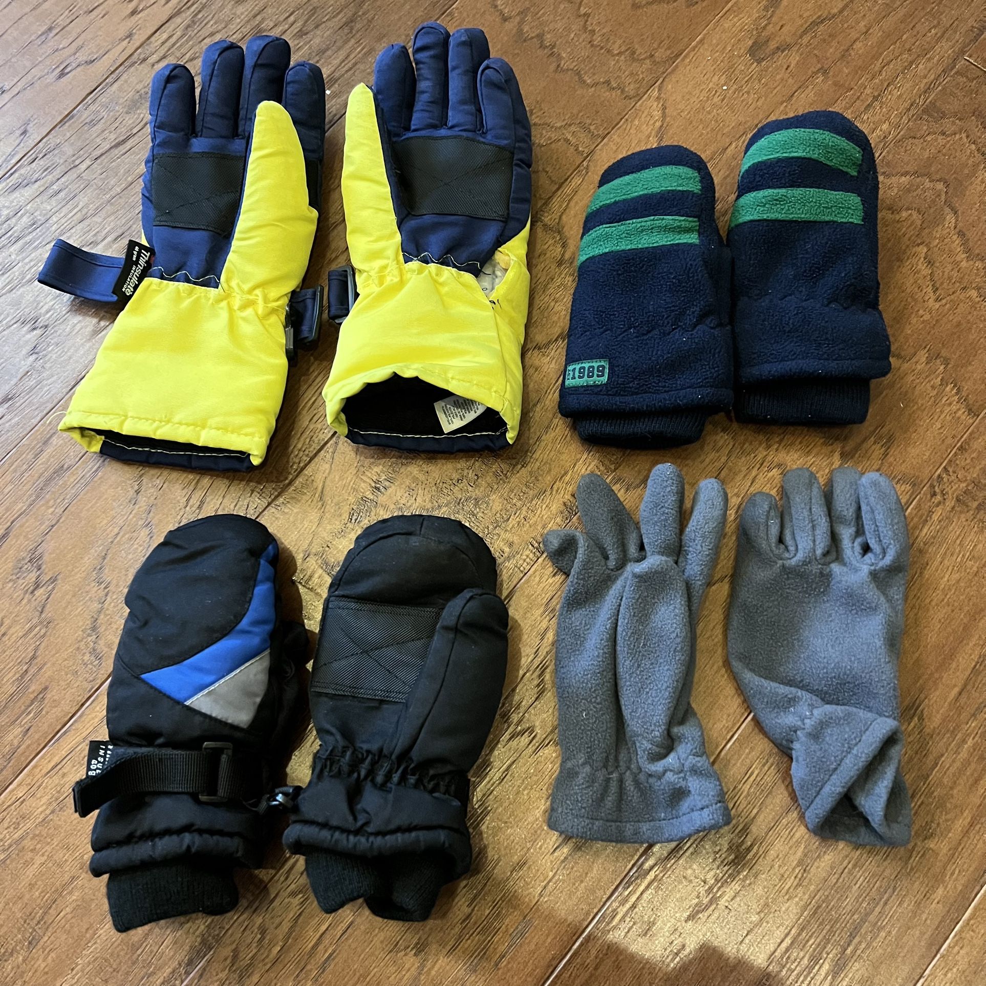 Free Winter Gloves For Boys 2T-3T