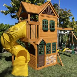 Playground Swing Set Assembler