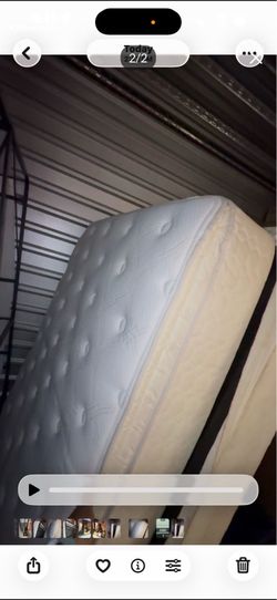 10” pillowtop queen mattress and box spring