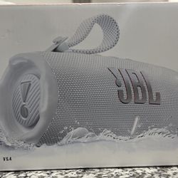 JBL Charge 6 Portable Speaker