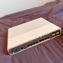 Cisco PoE Managed Switch / Catalyst WS-C3560CG-8PC-S Serie PoE (Enterprise Network Gear)