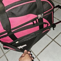 Bowing Bag And 2 Balls