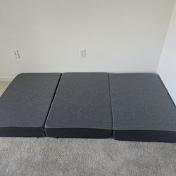 Tri-Fold Folding Mattress – Clean & Comfortable (Guest Bed)
