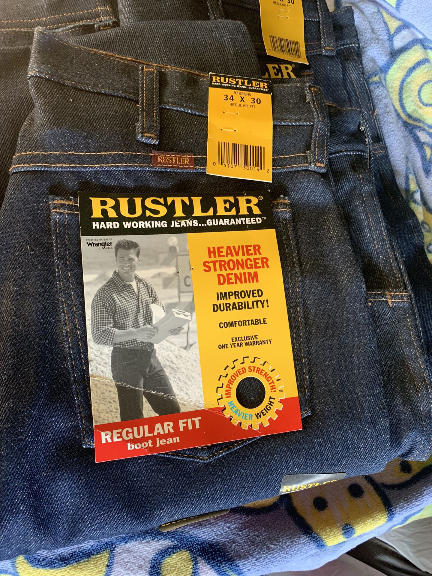 Wrangler Rustler Men's Regular Fit Boot Cut Cotton Jeans for Sale in San  Diego, CA - OfferUp