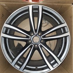 2020 BMW 745e OEM Rims (Used)