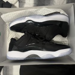 Jordan 11 Low Space Jam