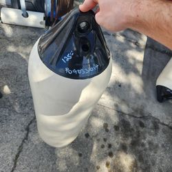 PO4033-014 Polyform F6 fender