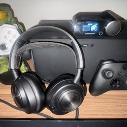Xbox Series X, Xbox Elite 2 Core Controller, SteelSeries Arctis Nova Pro Headset